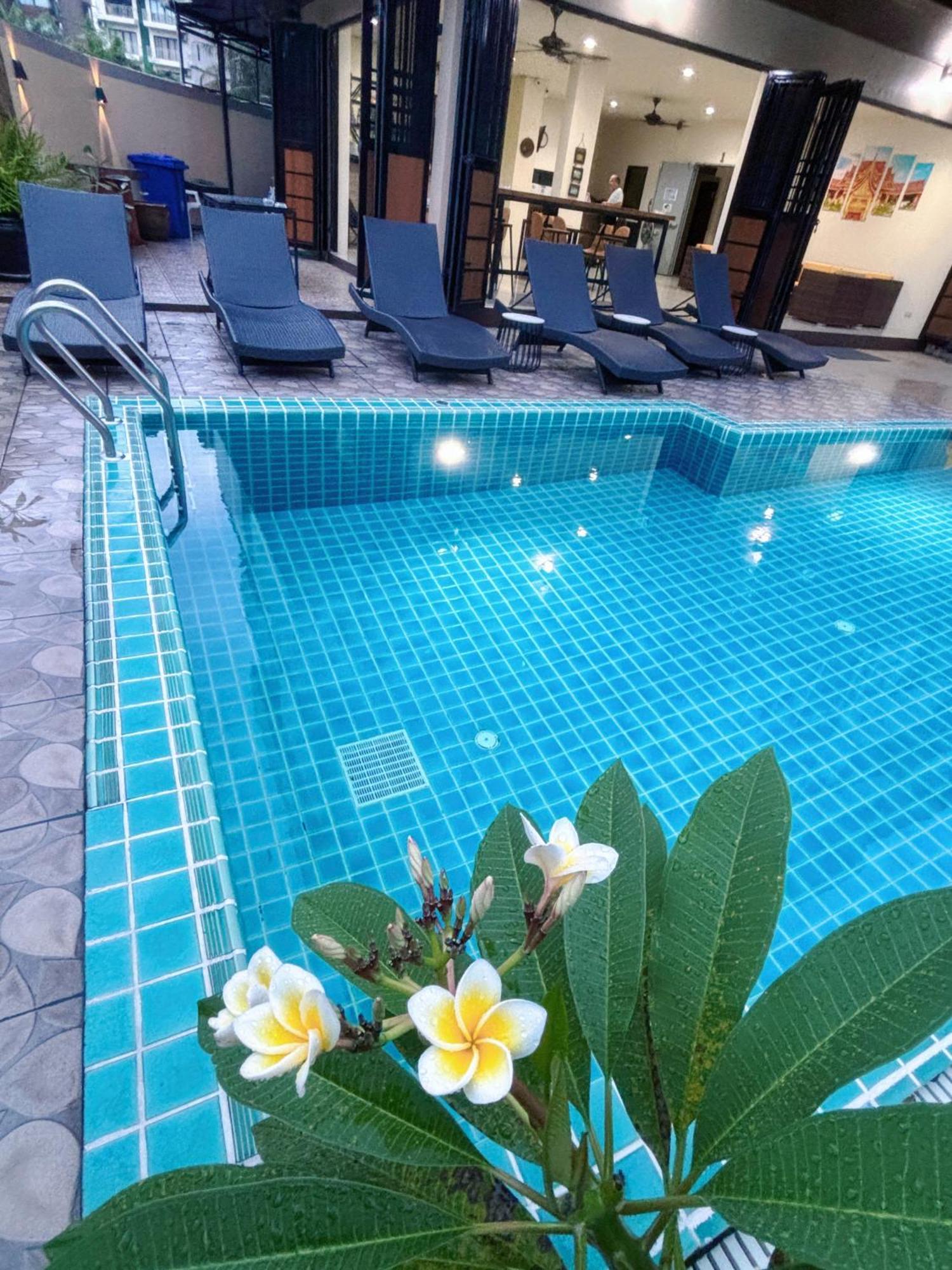 Patong Pool House Lejlighedshotel Eksteriør billede